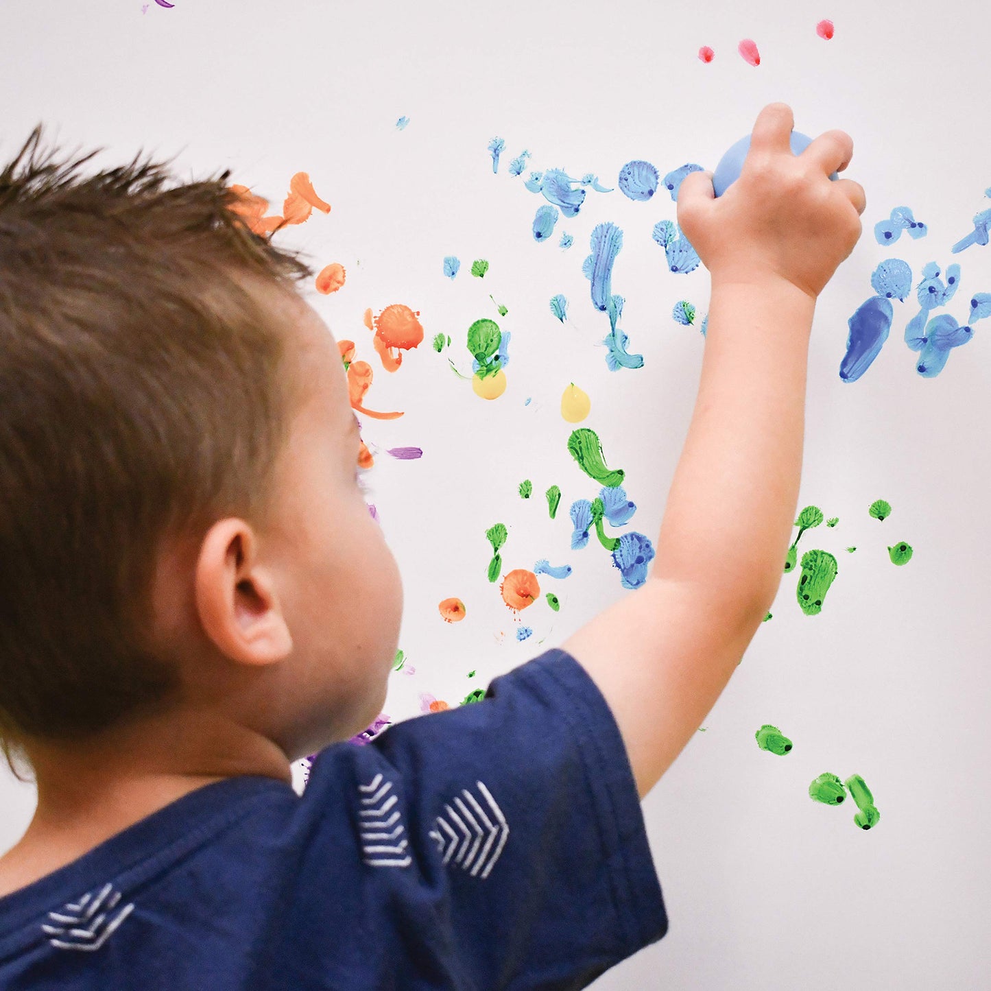 READY 2 LEARN Doodle Dabbers Dot Markers - Set of 6 Washable Colors - Non Toxic - Specially Designed Toddler Grip with Storage Tray Provided - WoodArtSupply