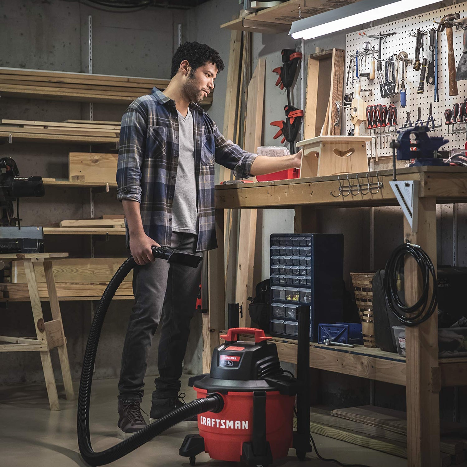 CRAFTSMAN CMXEVBE17584 6 Gallon 3.5 Peak HP Wet/Dry Vac, Portable Shop Vacuum with Attachments Craftsman