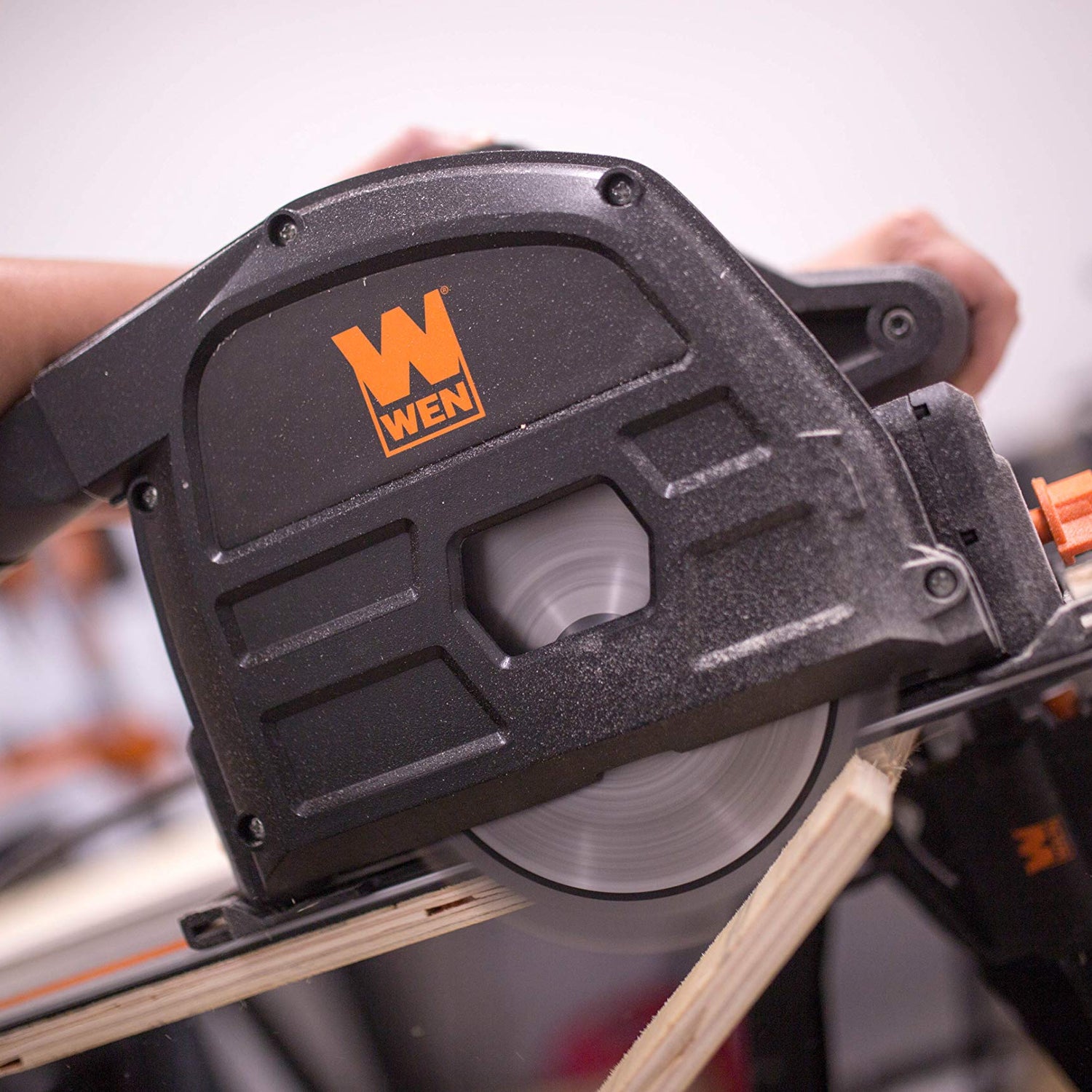 WEN Plunge Cut Circular Saw Bundle with 100-Inch Track Saw Guide Rail and Adapters WEN