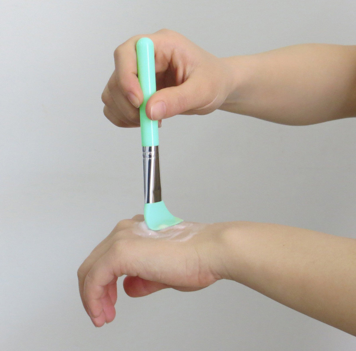 LORMAY 7 Pcs Silicone Brush applicator kit for UV Resin Epoxy Art Crafting and Cream Makeup Products (Mint Green) LORMAY