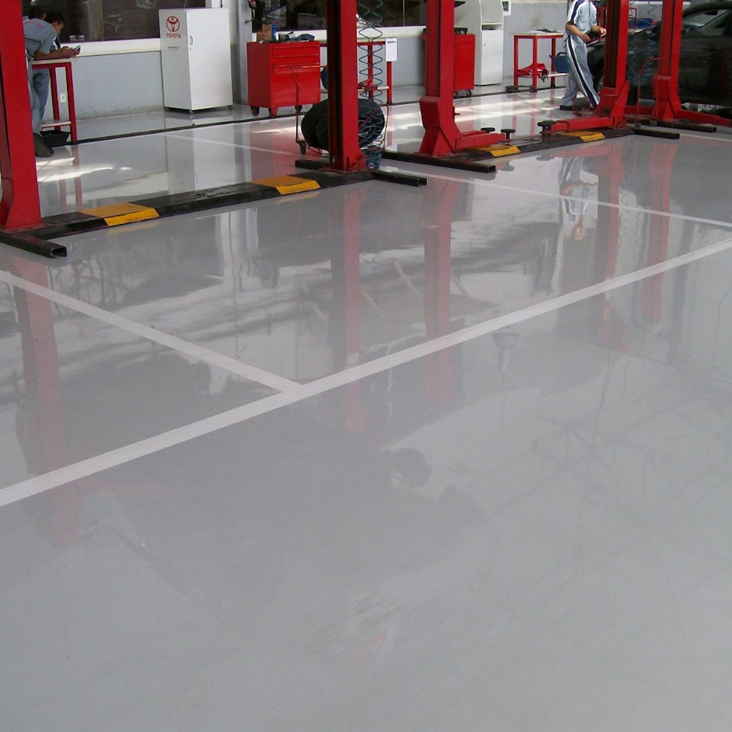 Coloredepoxies 10019 Light Gray Epoxy Resin Coating Made with Beautiful and Vibrant Pigments, 100% solids, For Garage Floors, Basements, Concrete and colored epoxies