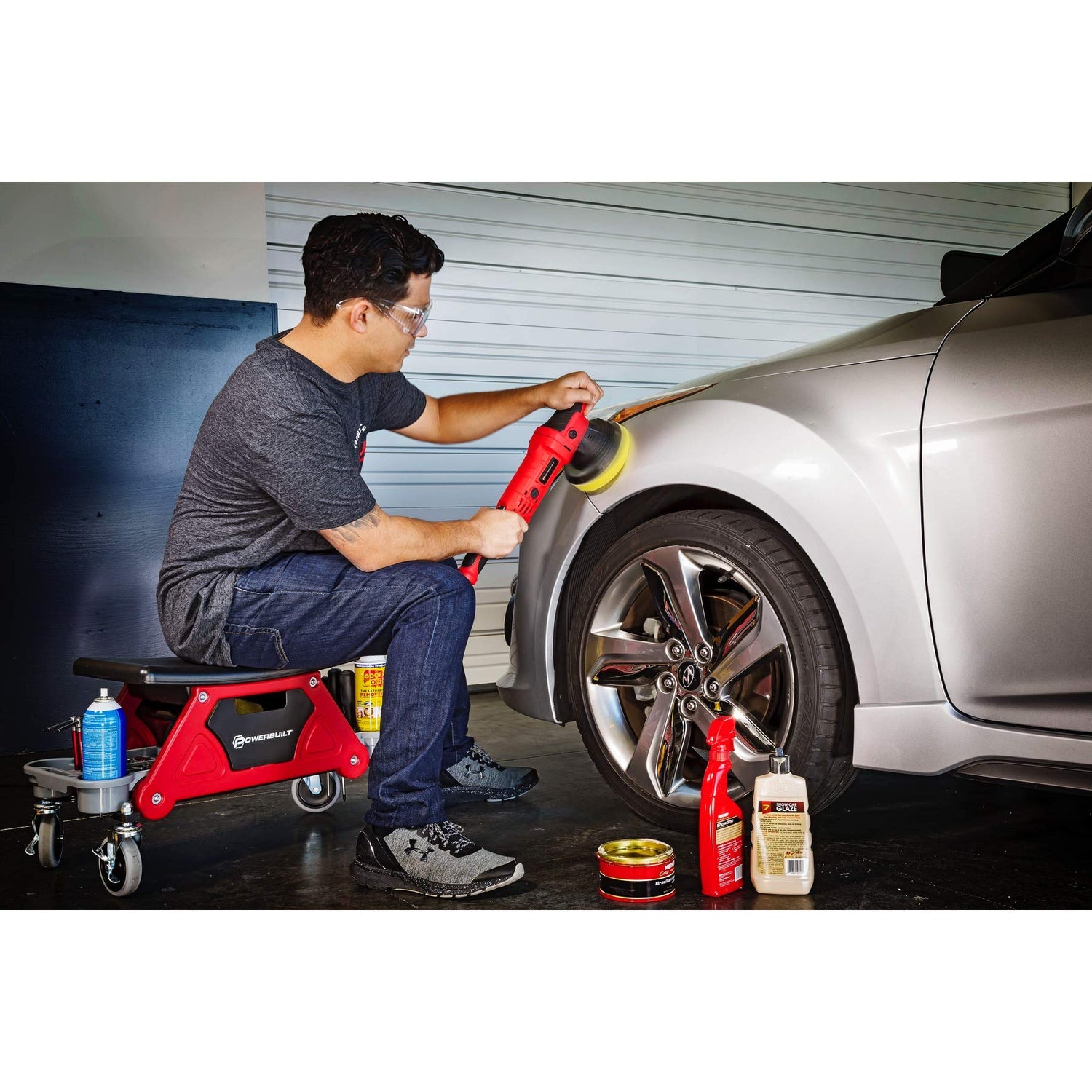 Powerbuilt Heavy Duty Roller Mechanics Seat and Brake Stool with 4-in. Rubber Swivel Casters Roll Over Anything, Big Seating Platform, Slide Out Tool Powerbuilt