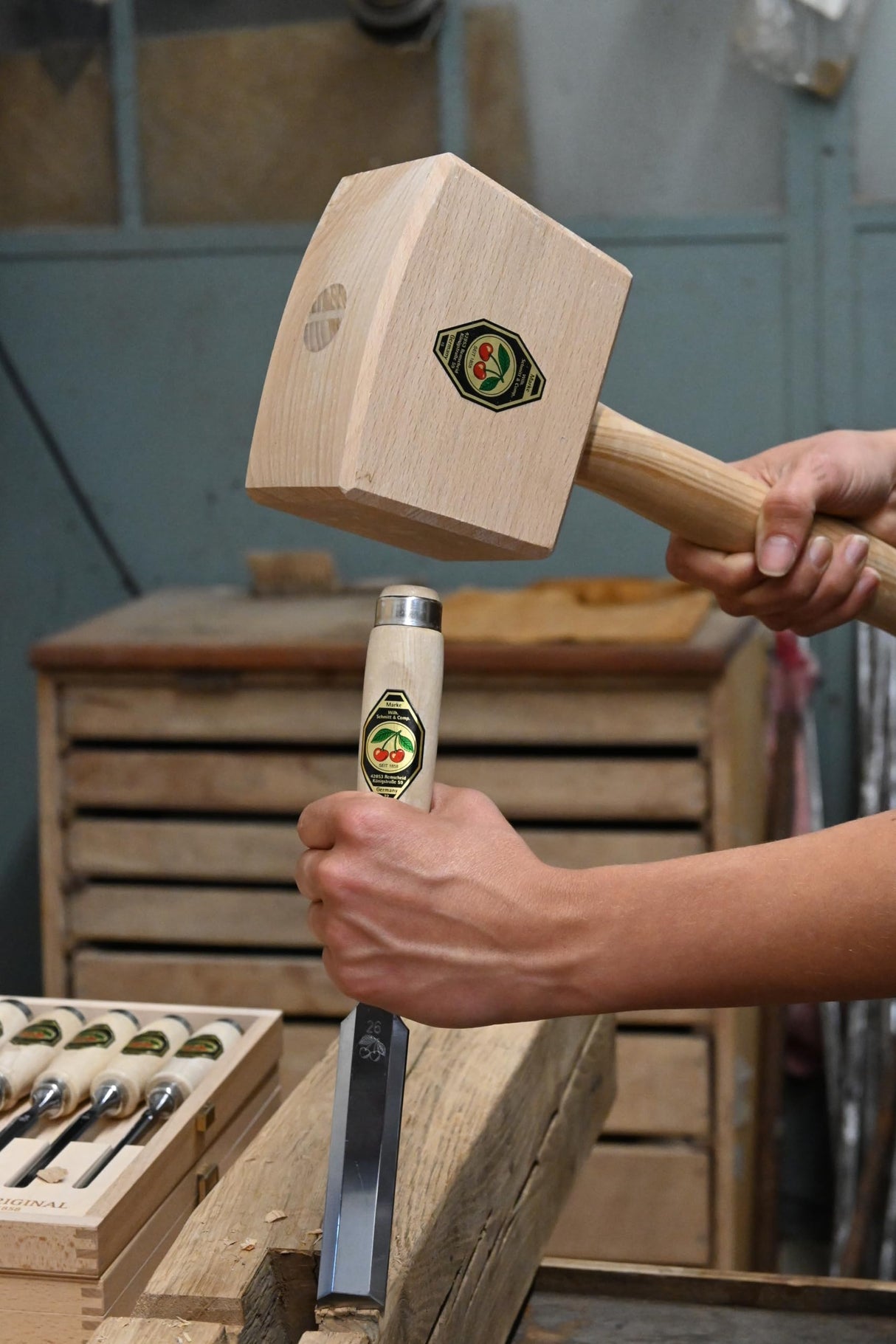 Kirschen 1101000 6-Piece Chisel Set in Wood Box Kirschen