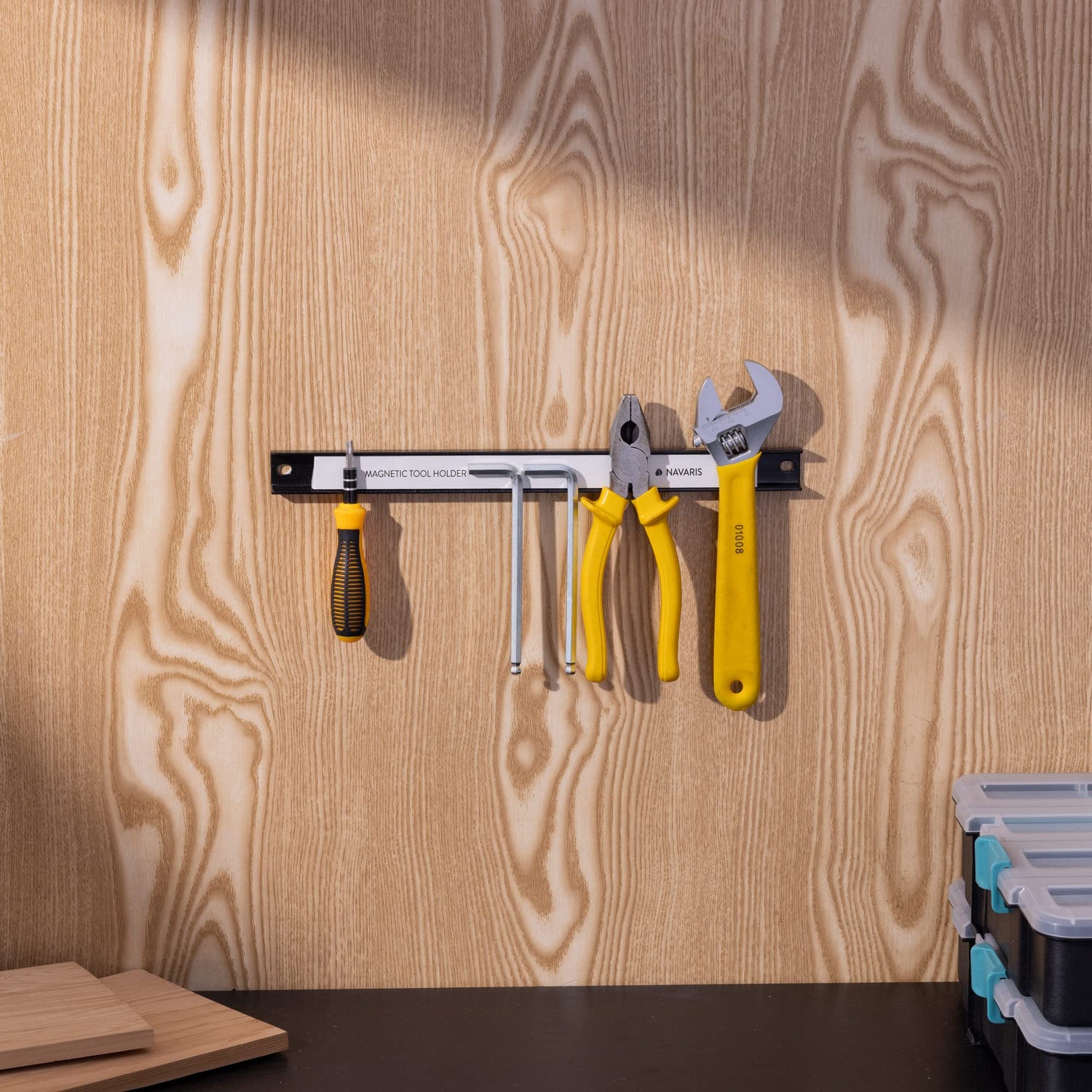 Navaris Set of 4 Magnetic Tool Holder Rack - 12 Inch Heavy Duty Garage Wall Holder Strip for Tools - Tool Bar with Magnet for Screwdriver, Wrench Navaris