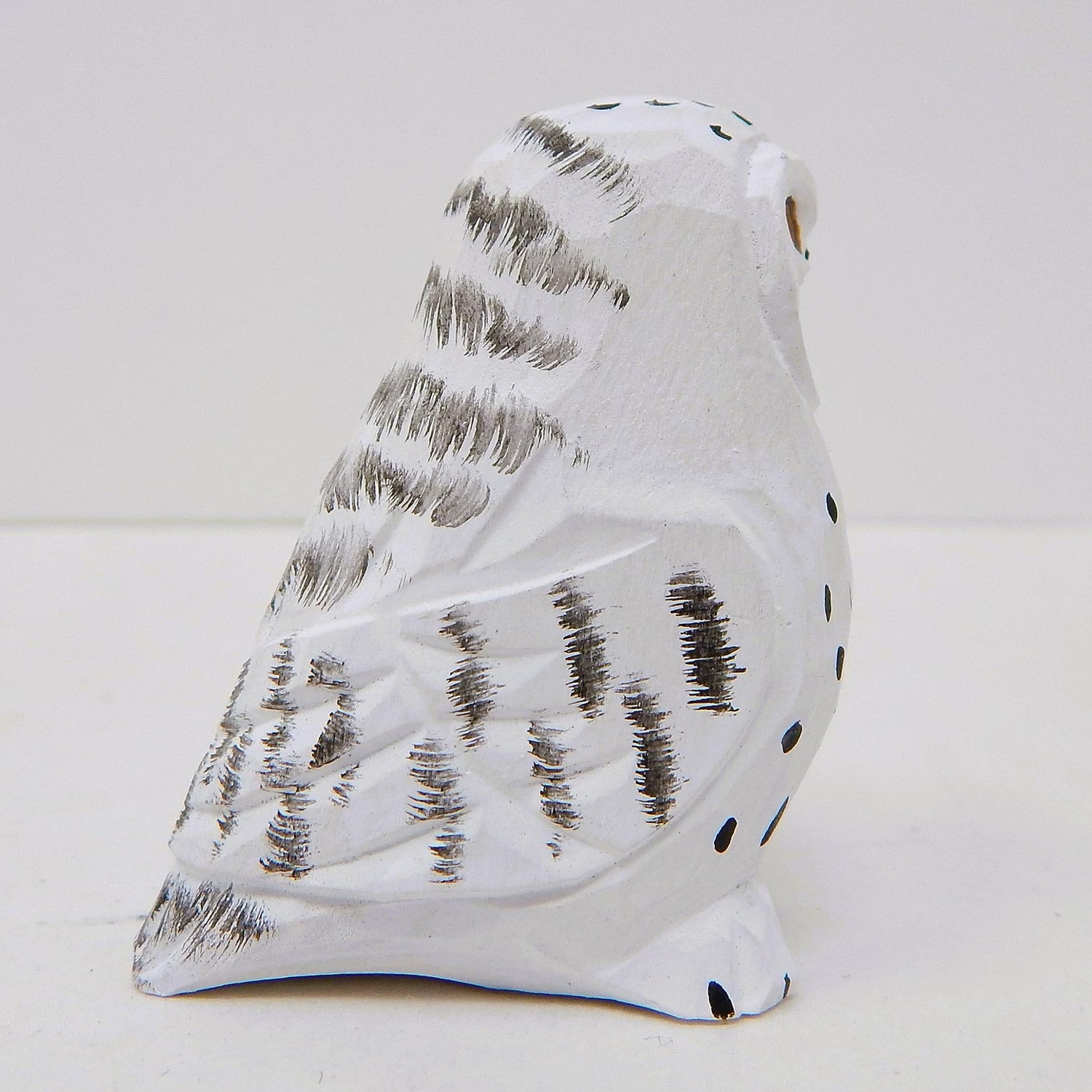 Snowy White Owl Wood Ornament Hanging Animal Figurine Handmade Carved Decoration Selsela