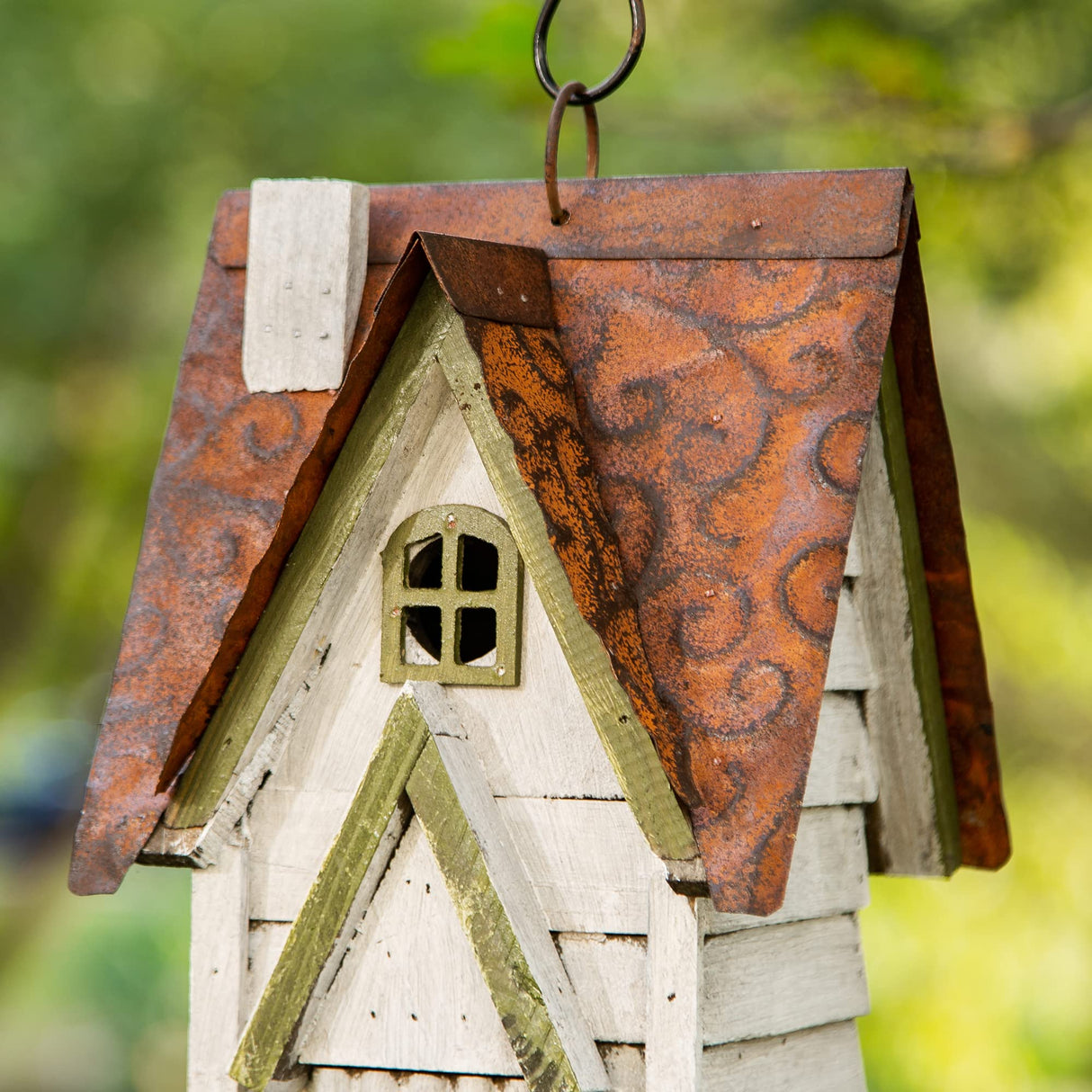 Glitzhome GH90086 Hanging Distressed Wooden Garden Cottage Birdhouse, White glitzhome