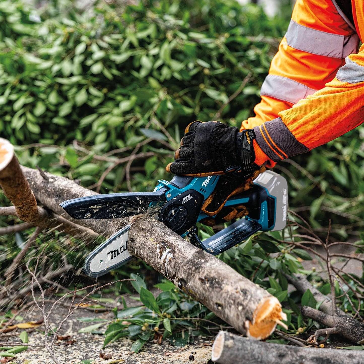 Makita XCU14Z 18V LXT® Lithium-Ion Brushless Cordless 6" Pruning Saw, Tool Only - WoodArtSupply