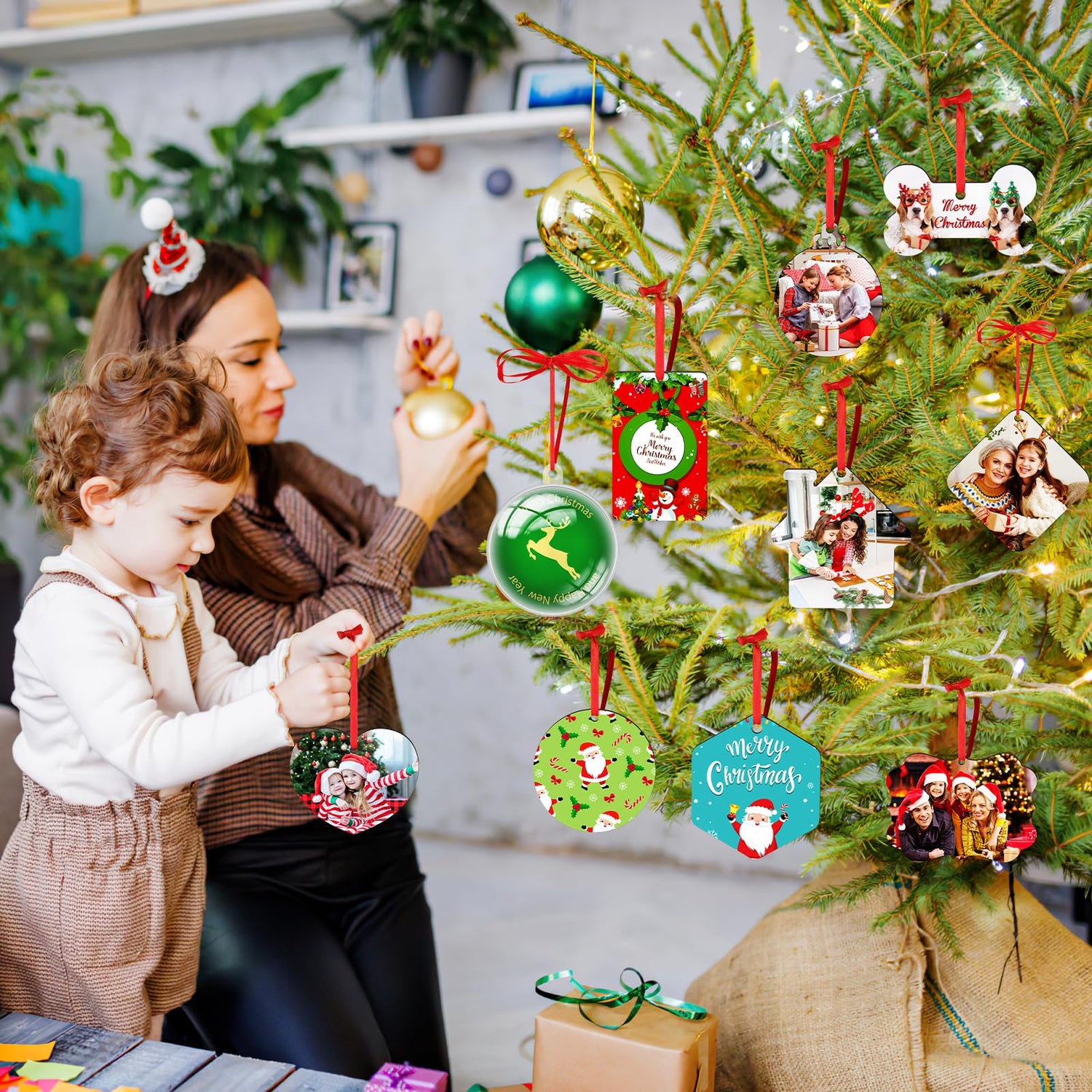 Personalized Christmas Ornaments 2023, Wood Custom Photo Text Hanging Ornament Customized Christmas Tree Decorations Gift for Family, Kids, Friends, Valyria