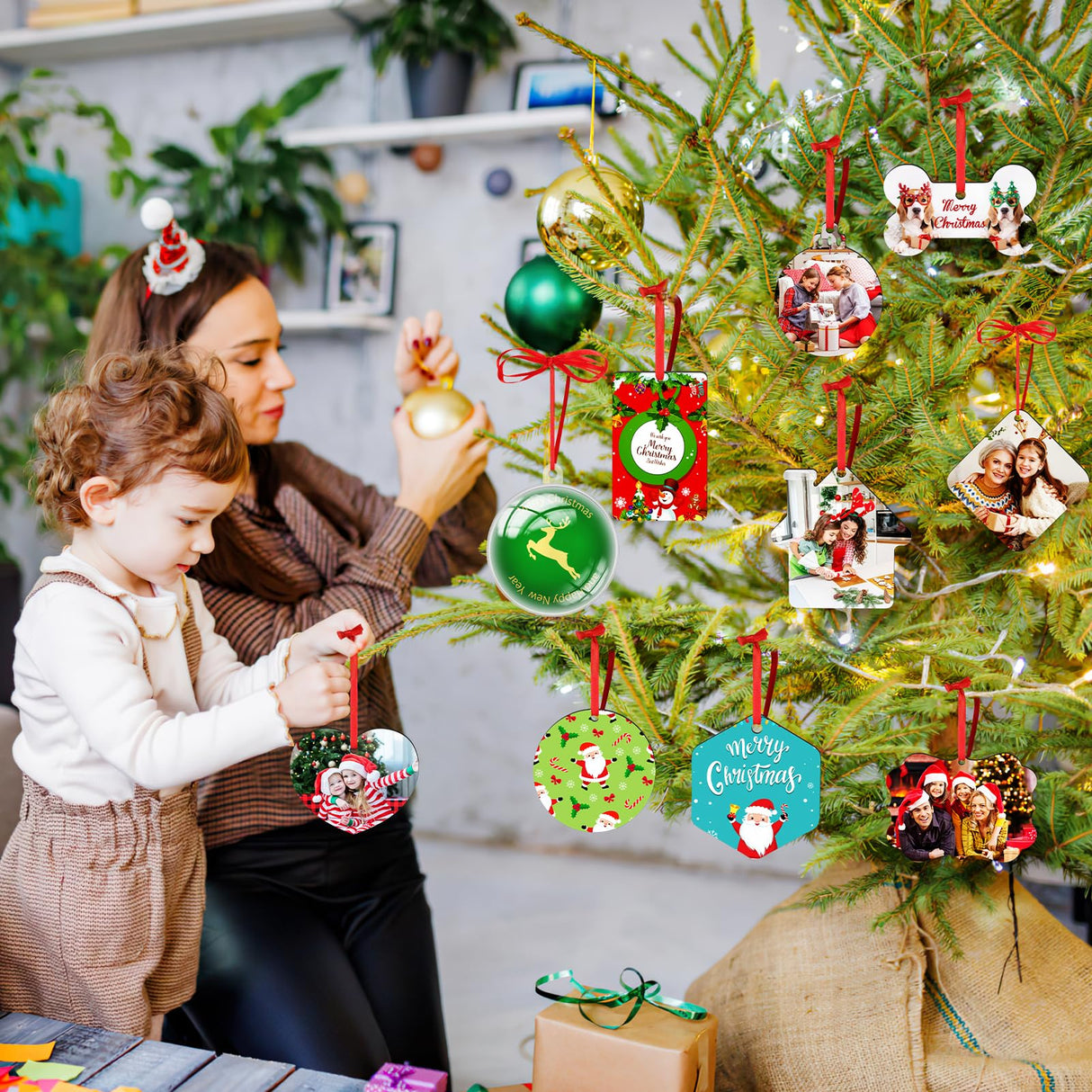 Personalized Christmas Ornaments 2023, Wood Custom Photo Text Hanging Ornament Customized Christmas Tree Decorations Gift for Family, Kids, Friends, Valyria