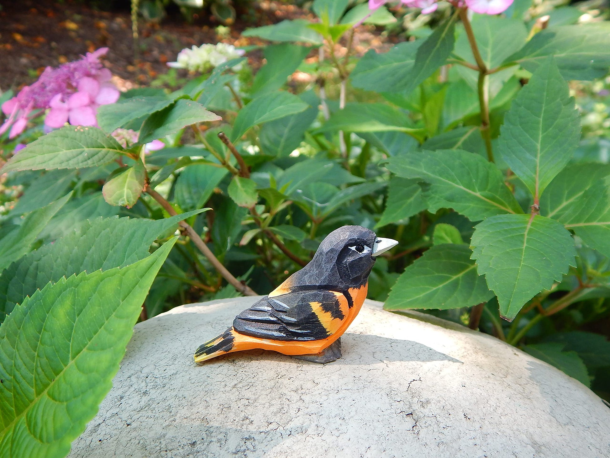 Selsela Oriole Bird Figurine Decoration Baltimore Orchard Wooden Art Statue Carved Small Animal Black Orange - WoodArtSupply