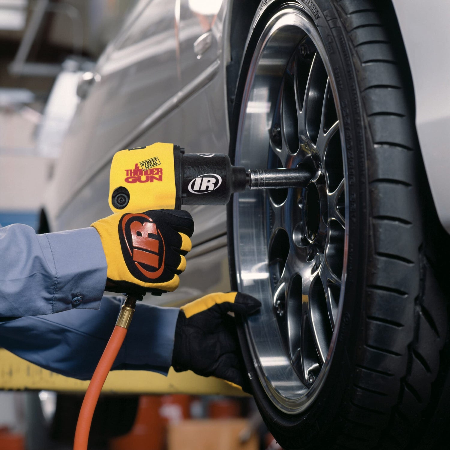 Ingersoll Rand 232TGSL 1/2" Thunder Gun, Fastest Air Impact Wrench, 625 ft lbs Max Reverse Torque, 550 ft lbs Forward Torque, 10,000 RPM, Adjustable Ingersoll Rand