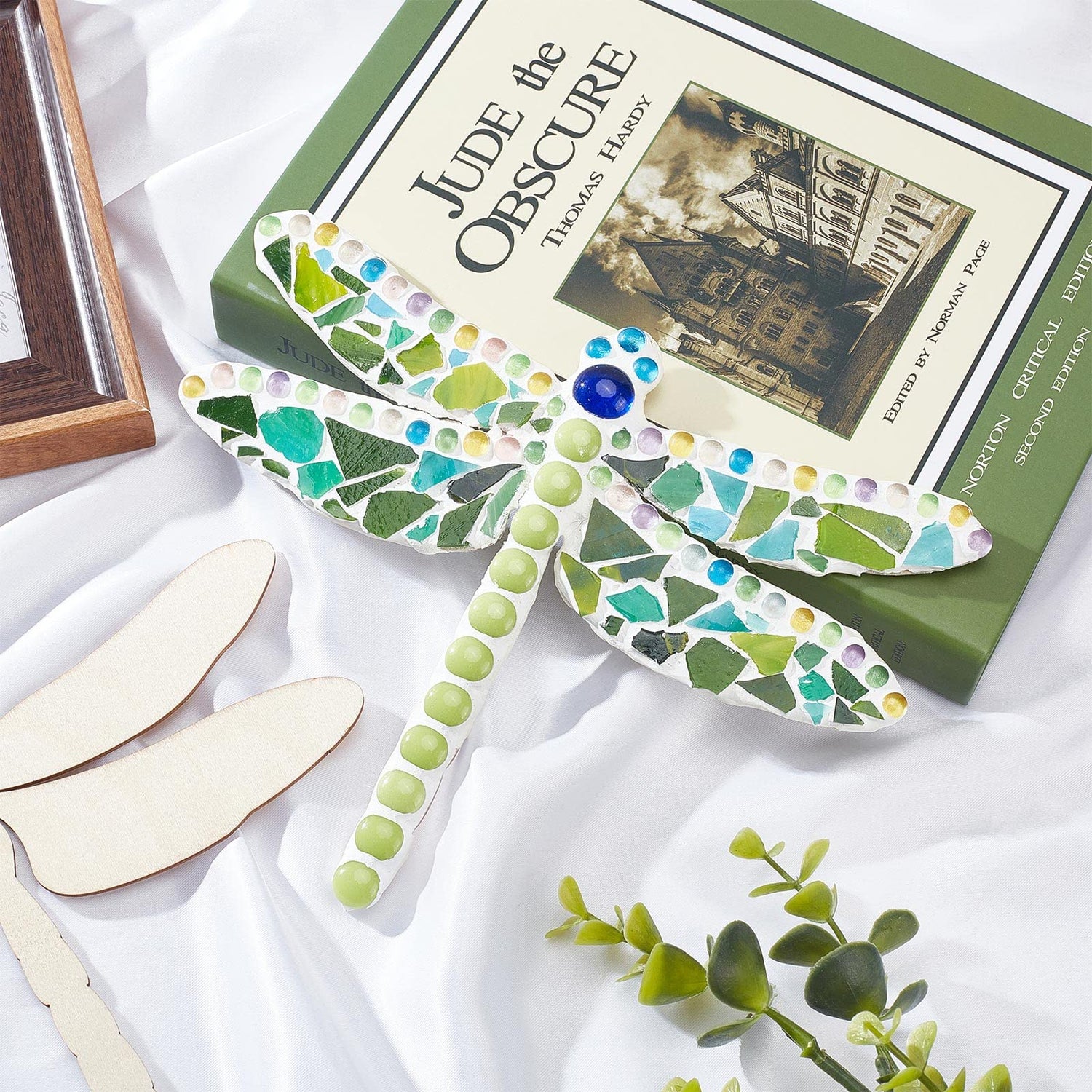 WEBEEDY Make 2 Dragonfly Glass Mosaic Kit Creativity DIY Mosaic Glass Kit for Kids Adults Include Glass Mosaic Tiles, Wooden Chips, Ribbon WEBEEDY