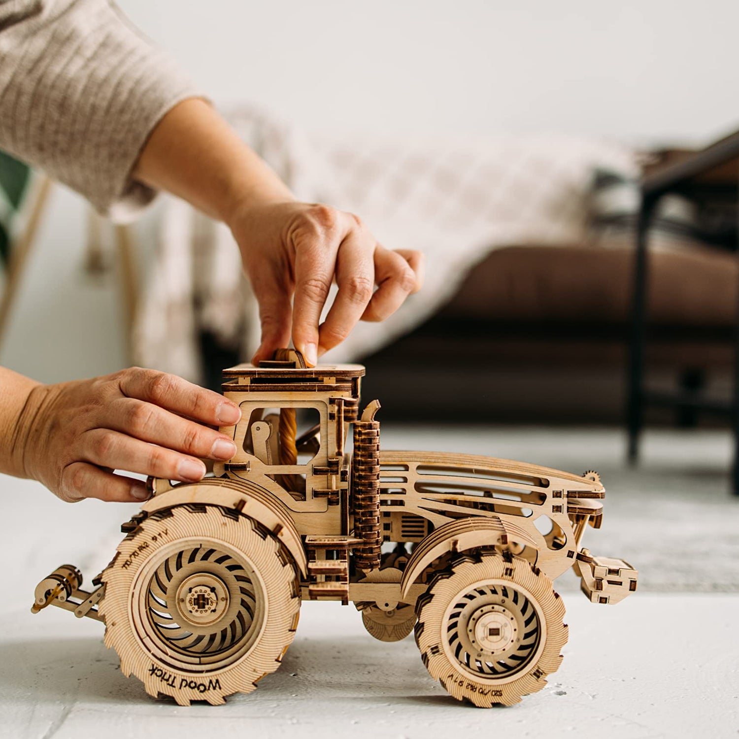 Wood Trick Wooden Mechanical Tractor Model Kit to Build for Adults and Kids - 11x7″ - 2 Speeds - Wooden 3D Puzzles for Adults and Kids to Build - Wood Trick