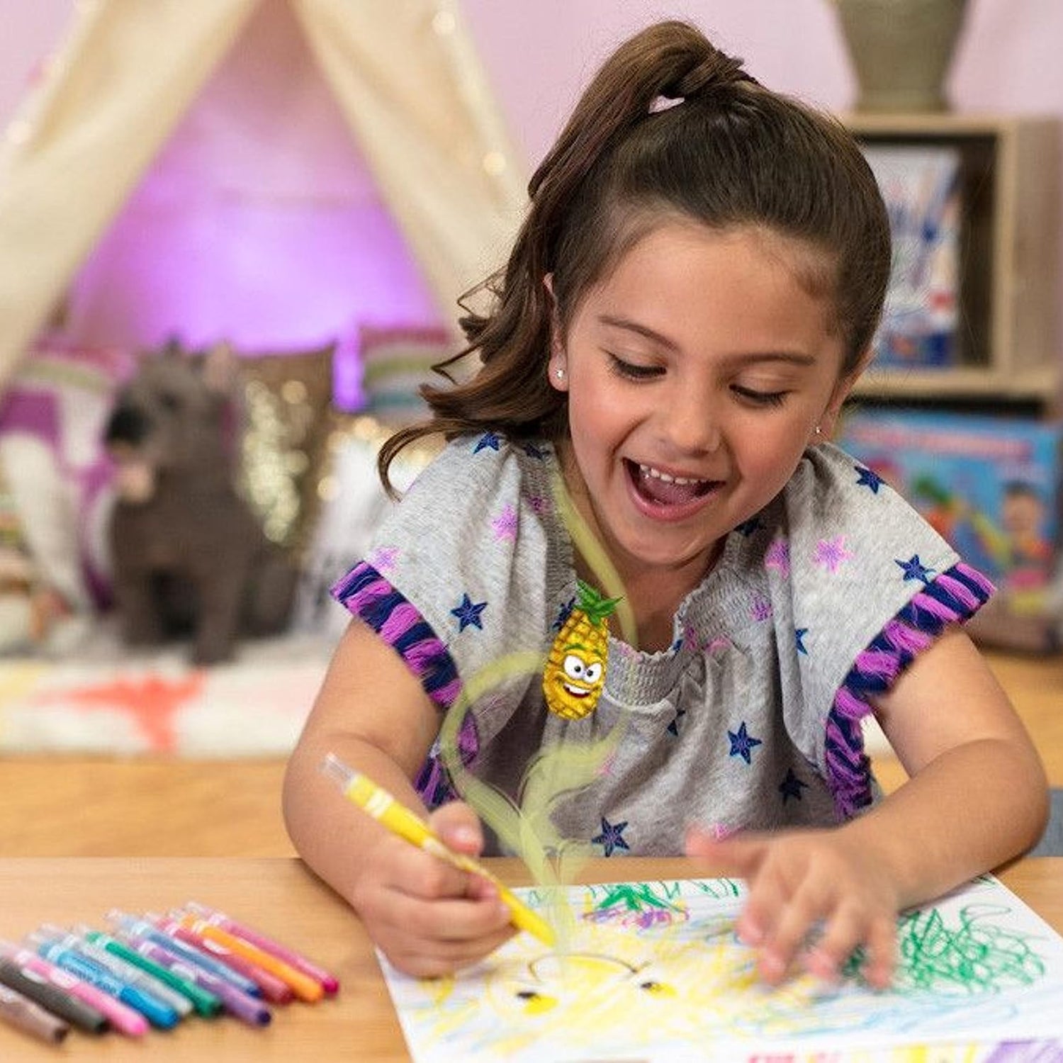 Crayola Silly Scents Twistables Crayons, 12 Count, Coloring Supplies, Gift for Kids Crayola