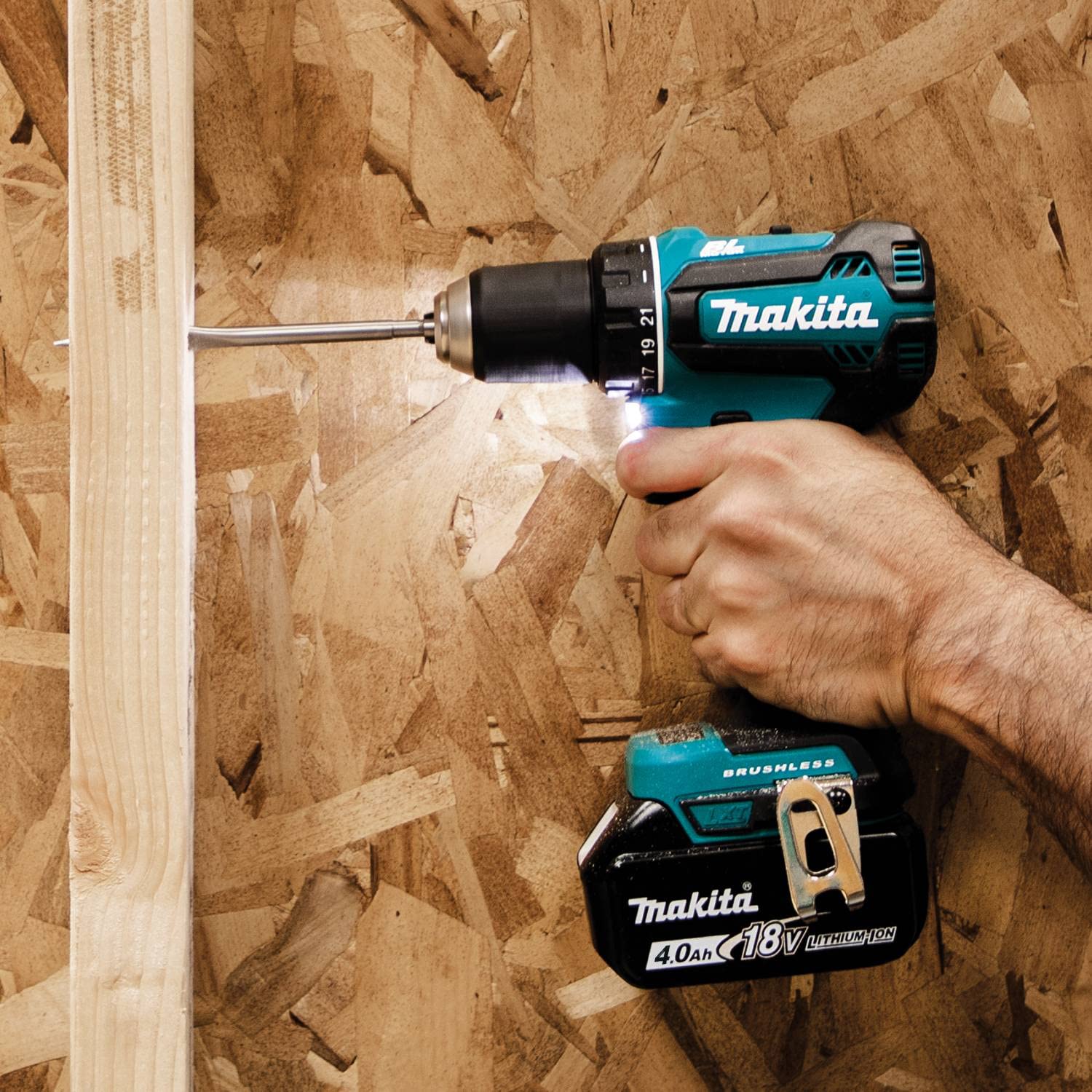Makita XFD13SM1 18V LXT® Lithium-Ion Brushless Cordless 1/2" Driver-Drill Kit (4.0Ah) Makita