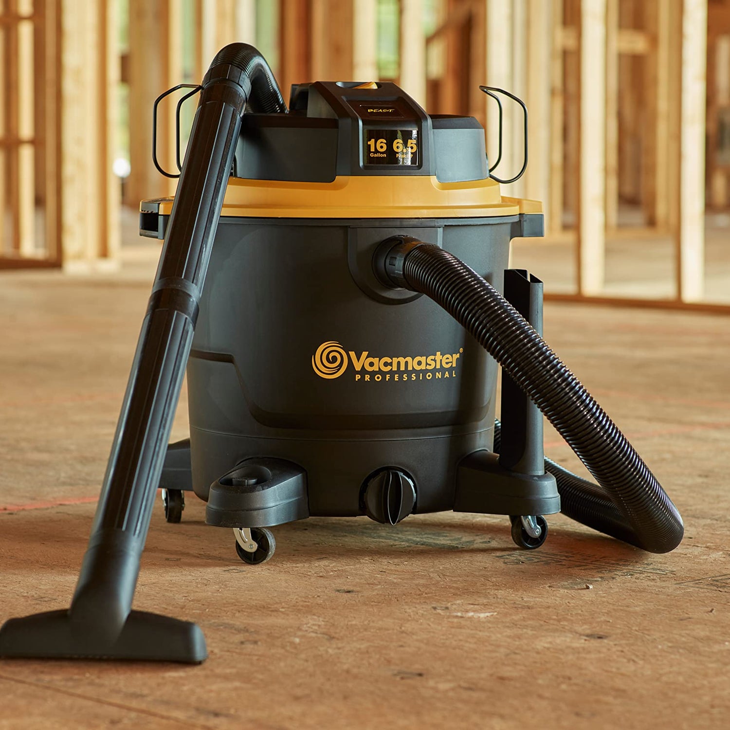 Vacmaster Professional - Wet/Dry Vac, 16 Gallon, Beast Series, 6.5 HP 2-1/2" Hose (VJH1612PF0201), Black Vacmaster