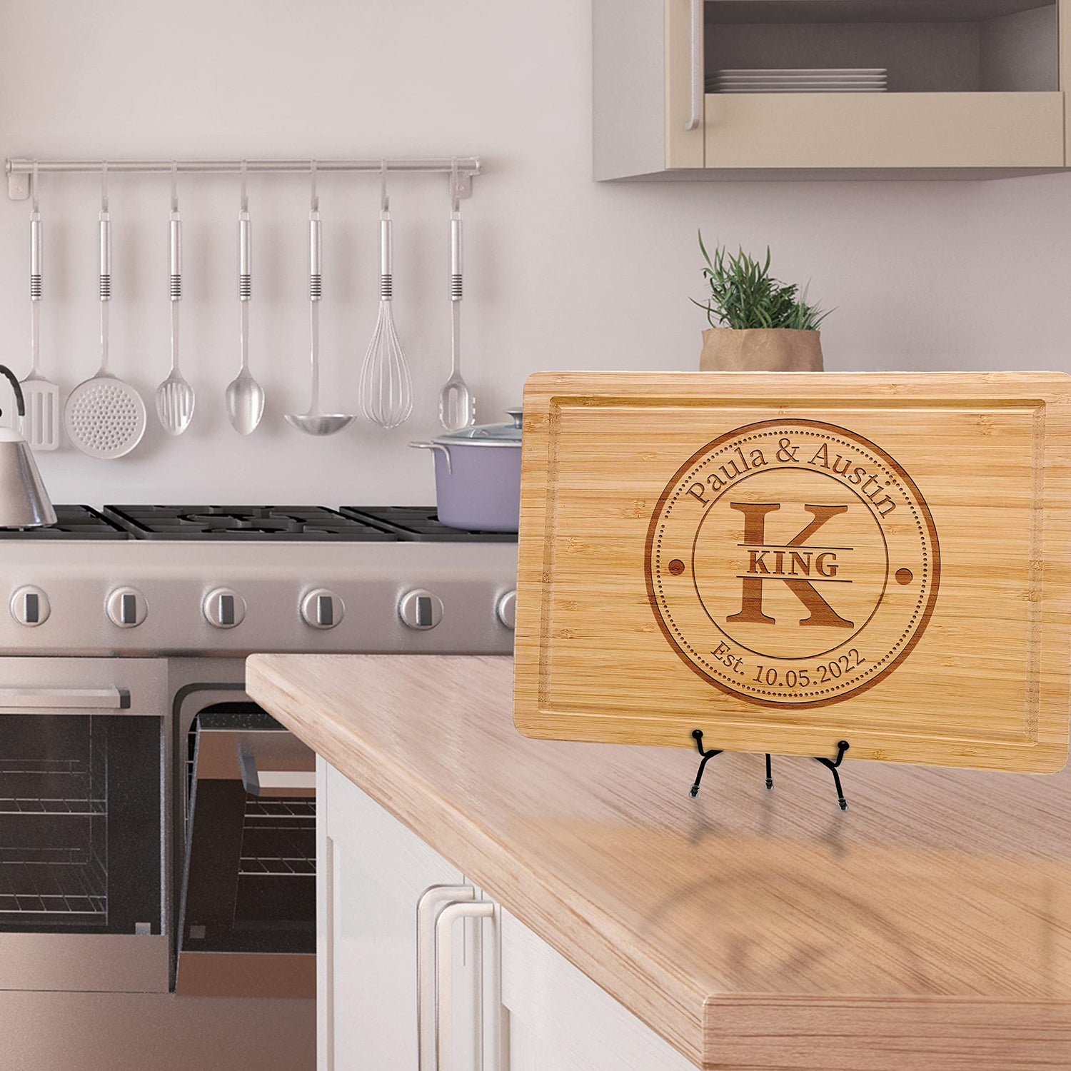 Personalized Cutting Board, Perfect Gifts for Couples or Parents, Customizable Christmas Gifts, Wedding, Anniversary, House Warming Gift Idea, Wooden Kenzal Customized