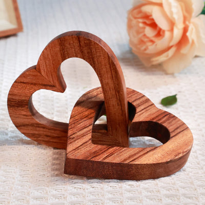 Valentine's Day Romantic Heart Gifts for Her, Handmade Wood Hearts Shape for Couple Wife Husband Wedding Anniversary Birthday Present (Linked Hearts