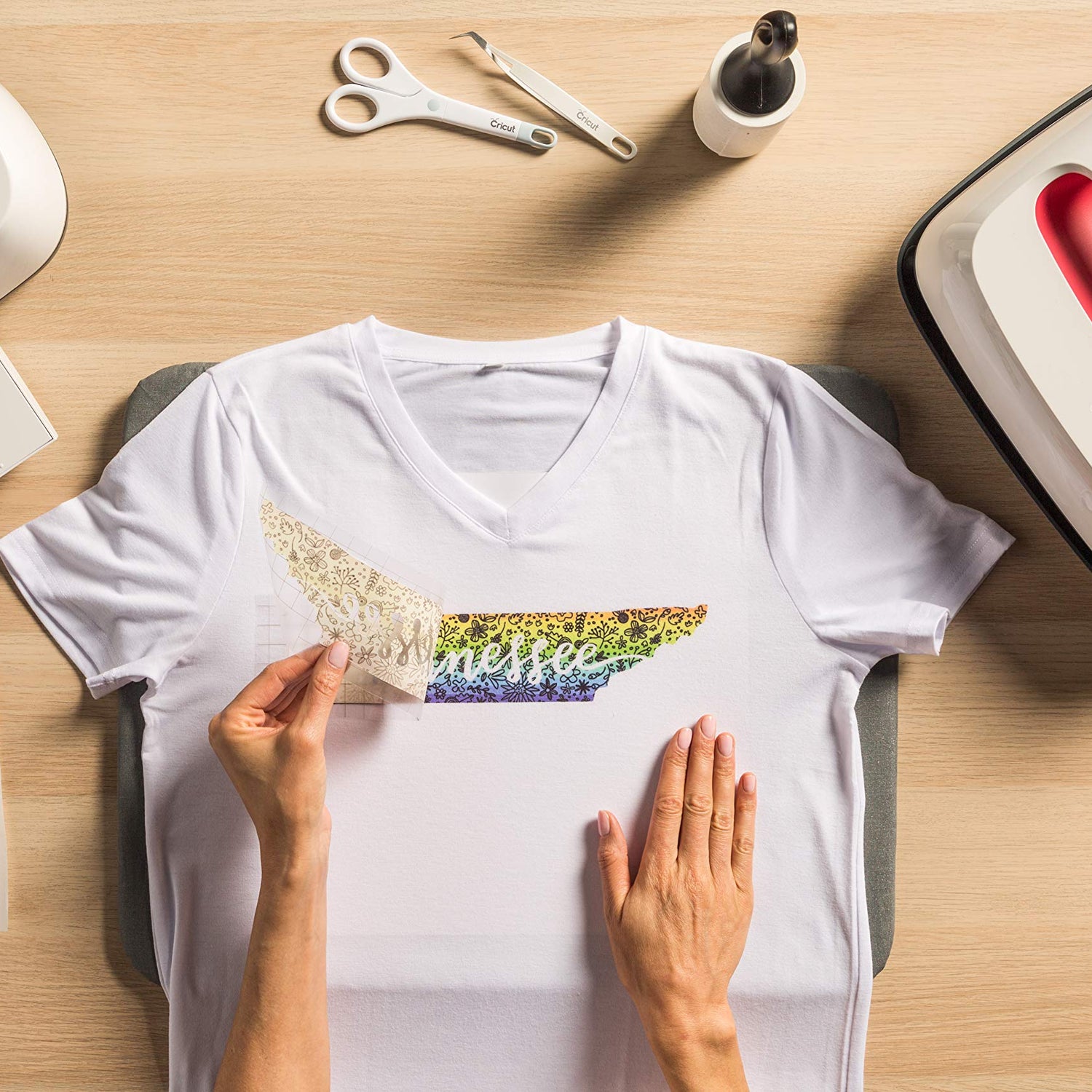 Cricut womens Women's T-shirt BLANK TSHIRT MEDIUM, White, Medium US Cricut