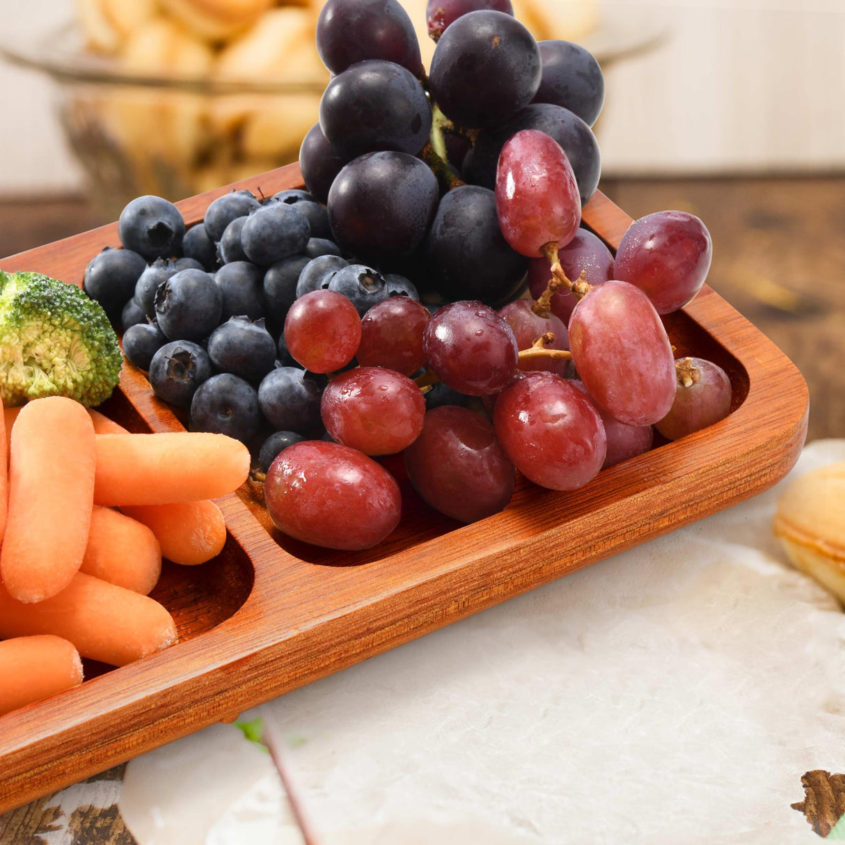 Lorbro Acacia Wood Serving Tray, 14" x 5.5" Wooden Serving Platter, 3 Section Rectangular Wooden Trays for Food, Cheese, Snacks, Fruit, Appetizer, Lorbro