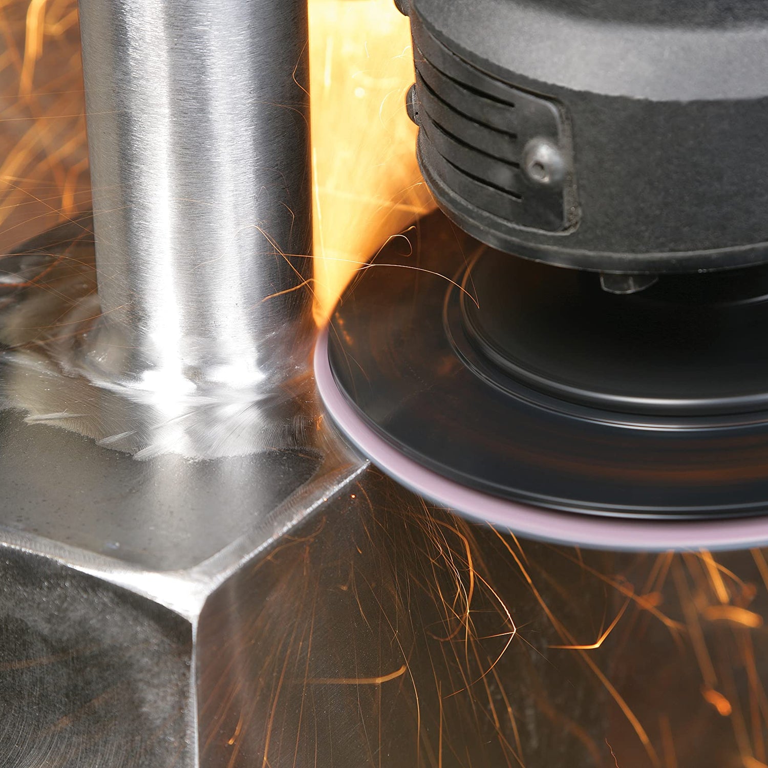 Scotch-Brite Light Grinding and Blending Disc, TN Quick Change, Heavy Duty Coarse, Aluminum Oxide, 4 1/2 in, 10/Case, Single Pack 3M