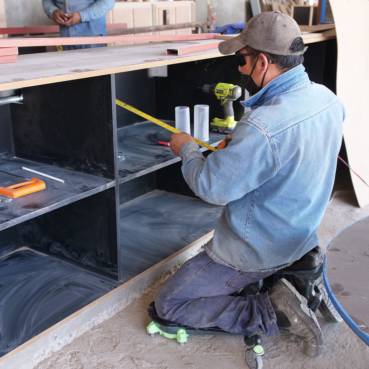 Kneel-It V3 Rolling Knee Pads - Durable Ergonomic Mobile Knee Pads with Seat - 360° Turning Capability, Supports 360 lbs, Compactable, Optimal for Kneel-It