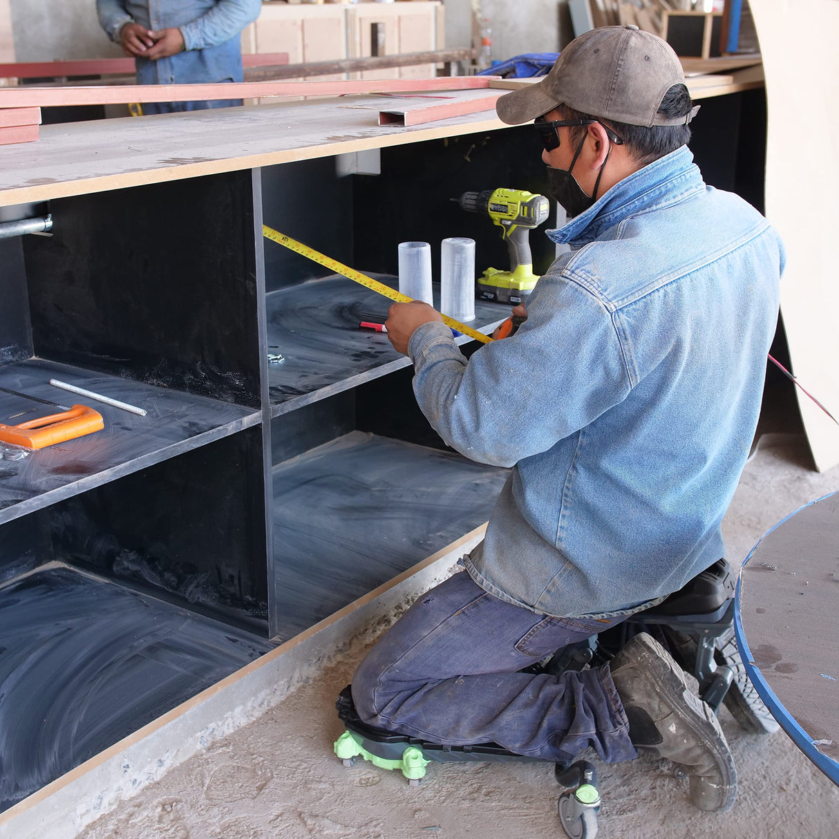 Kneel-It V3 Rolling Knee Pads - Durable Ergonomic Mobile Knee Pads with Seat - 360° Turning Capability, Supports 360 lbs, Compactable, Optimal for Kneel-It