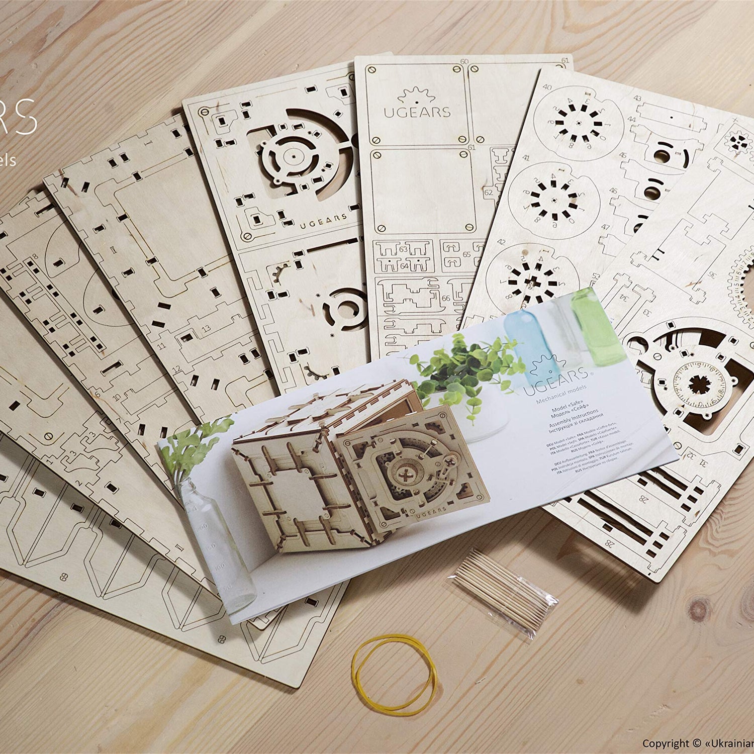UGEARS Model Safe Kit | 3D Wooden Puzzle | DIY Mechanical Safe UGEARS