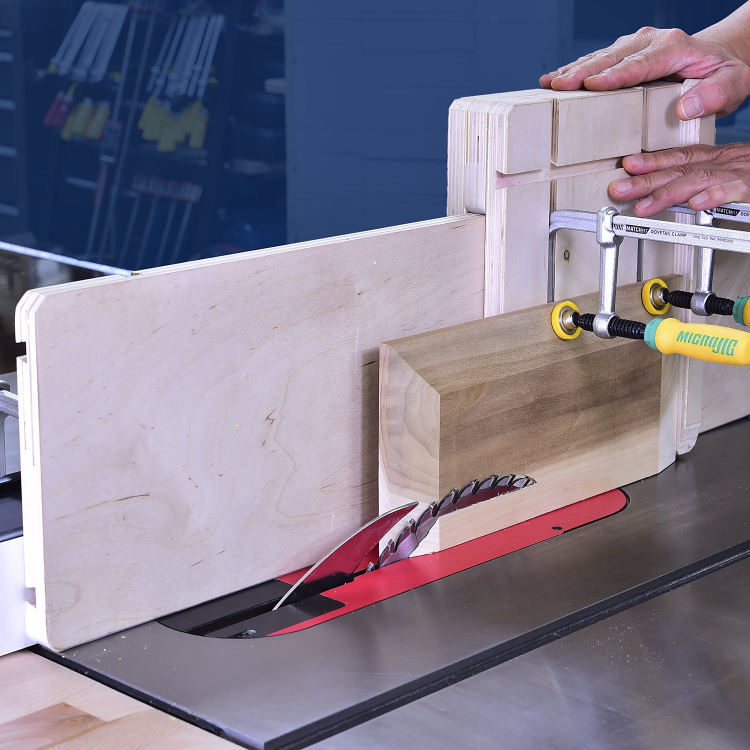 MICROJIG GRR-RIPPER DVC-538K2 Match Fit Dovetail Clamps, Yellow/Green MICRO JIG