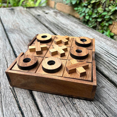 NUTTA - TicTacToe Tic Tac Toe Wooden Board XO OX Games Coffee Table Desk Toy Fun Game with Friends and Family Adult Games Travel Backyard Indoor NUTTA