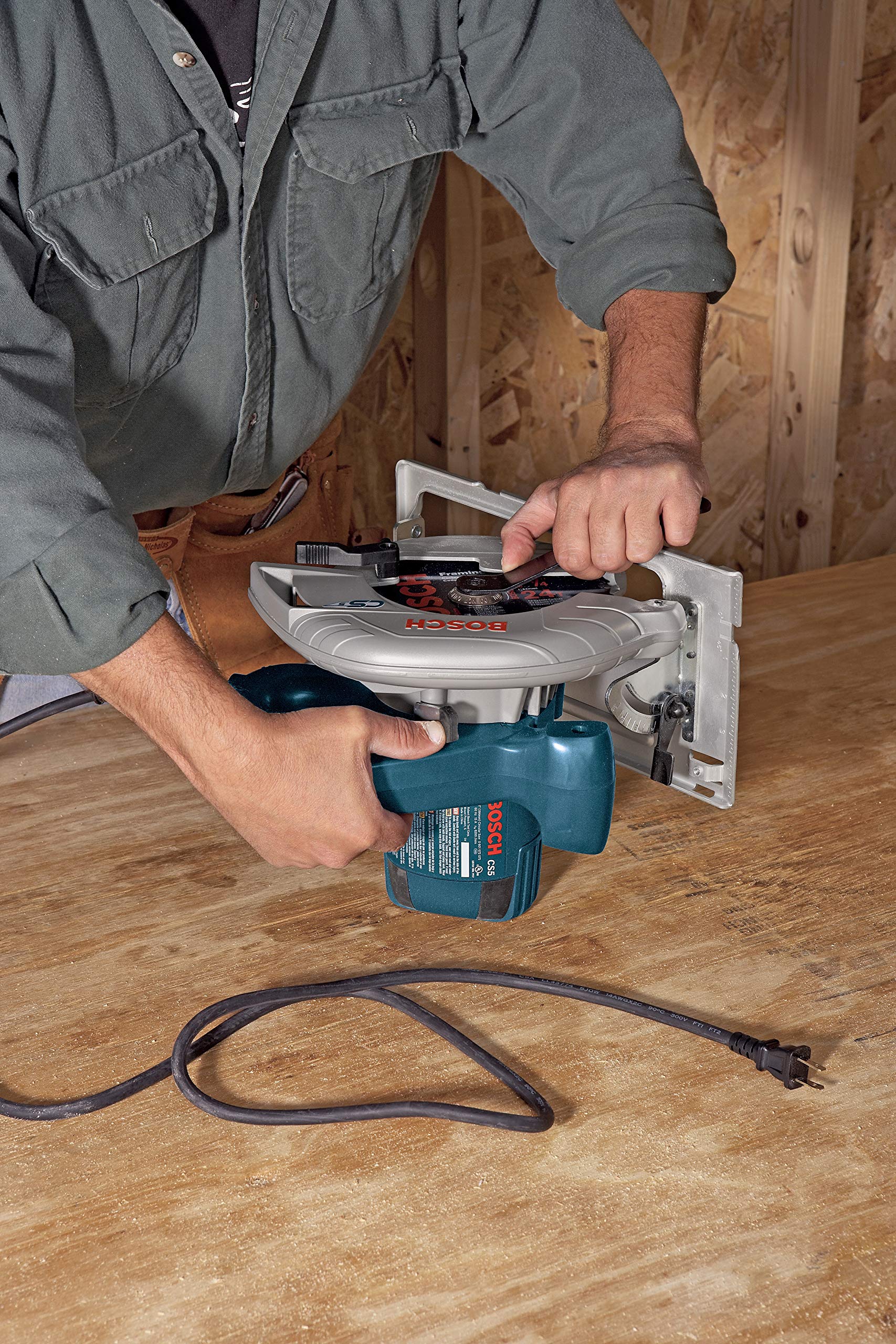 BOSCH CS5 120-Volt 7-1/4-Inch Circular Saw,BOSCH Blue - WoodArtSupply