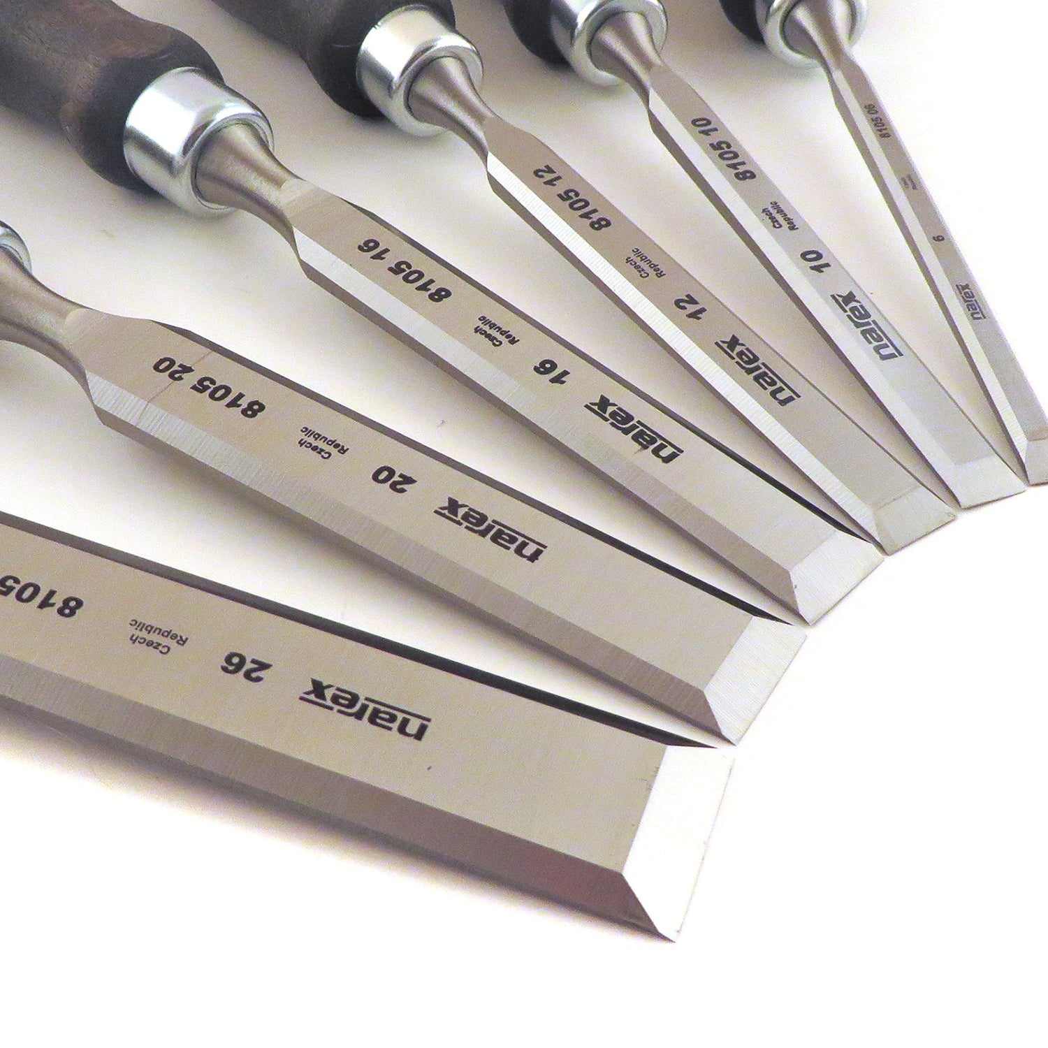 Narex 6 pc Set 6 mm (1/4), 10 (3/8), 12 (1/2), 16 (5/8), 20 (13/16), 26 (1-1/16) Woodworking Chisels in Wooden Presentation Box 853053 Narex