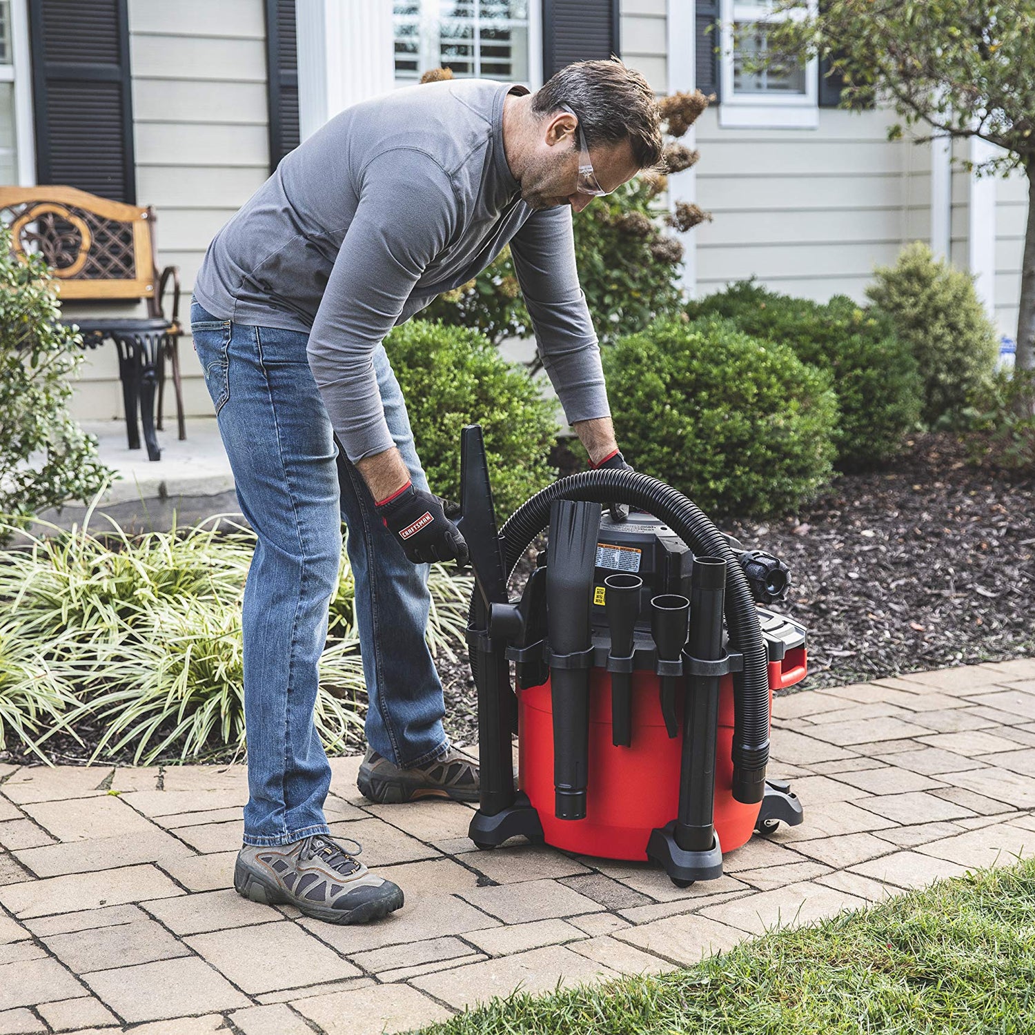 CRAFTSMAN CMXEVBE17607 16 Gallon 6.5 Peak HP Wet/Dry Vac with Detachable Leaf Blower, Heavy-Duty Shop Vacuum with Attachments Craftsman