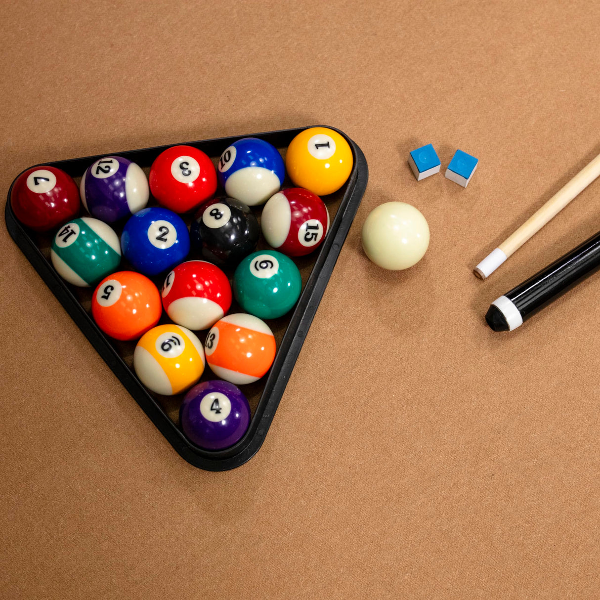 Minnesota Fats 8' Covington Billiard Table with Carved Solid-Wood Legs and Antiqued Wood Finish Minnesota Fats