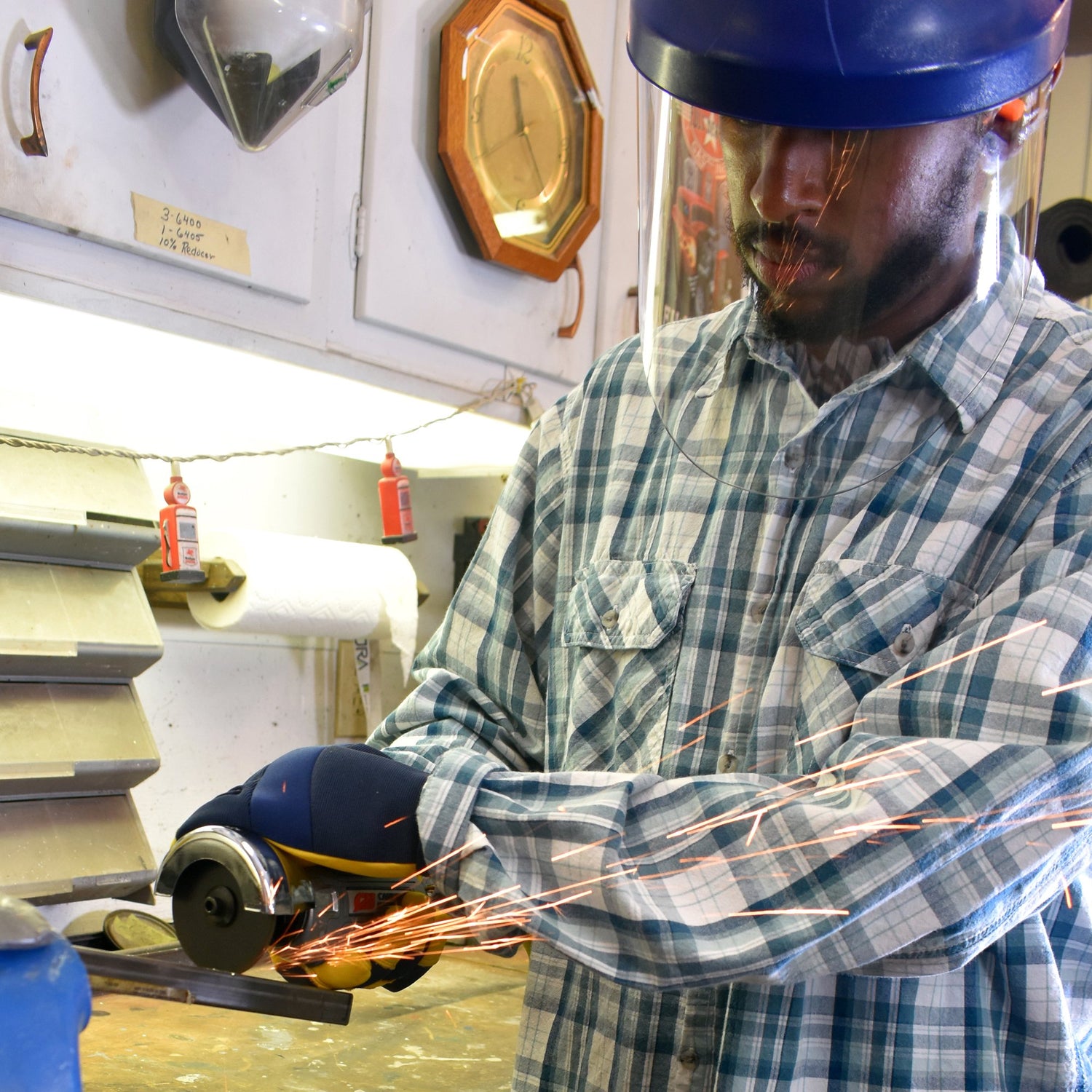 Campbell Hausfeld 'Get Stuff Done' Air Cut-Off Tool with 3" Cutting Disc & 360 Degree Rotating Guard (XT200000) Campbell Hausfeld