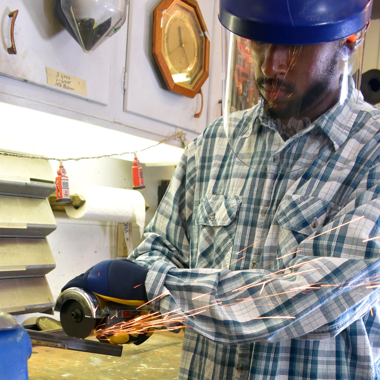 Campbell Hausfeld 'Get Stuff Done' Air Cut-Off Tool with 3" Cutting Disc & 360 Degree Rotating Guard (XT200000) Campbell Hausfeld