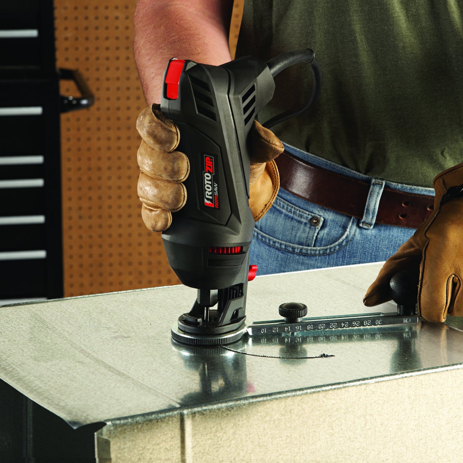 Rotozip SS355-10 5.5 Amp High Performance Spiral Saw Tool Kit with (3) Collects and (2) Bits, Compact & Lightweight - Ideal for Plunge Cuts, Freehand RotoZip