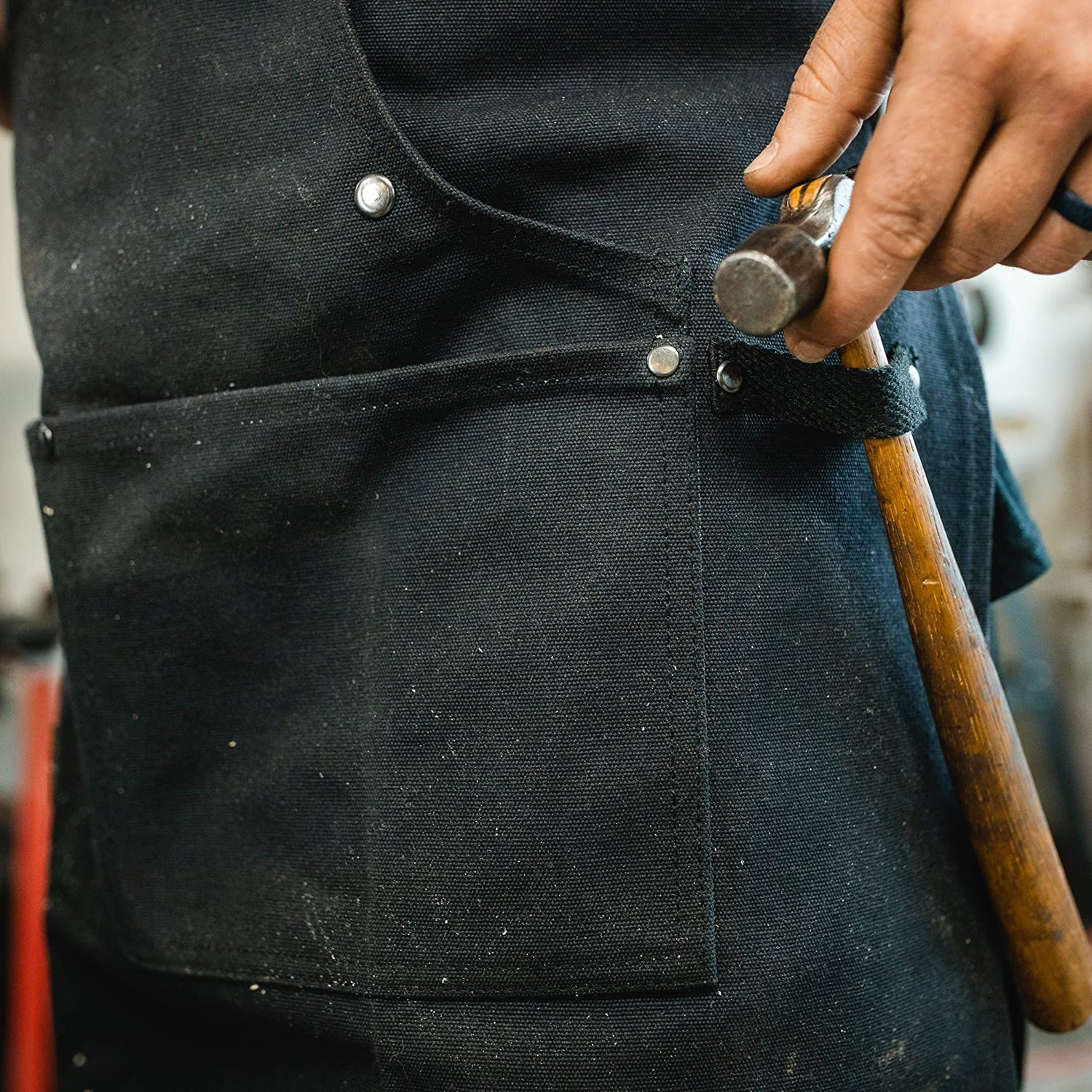 WHITEDUCK Work Apron 24oz Woodworking Apron for Men Waxed Heavy Duty Canvas Apron with Pockets (Black) WHITEDUCK