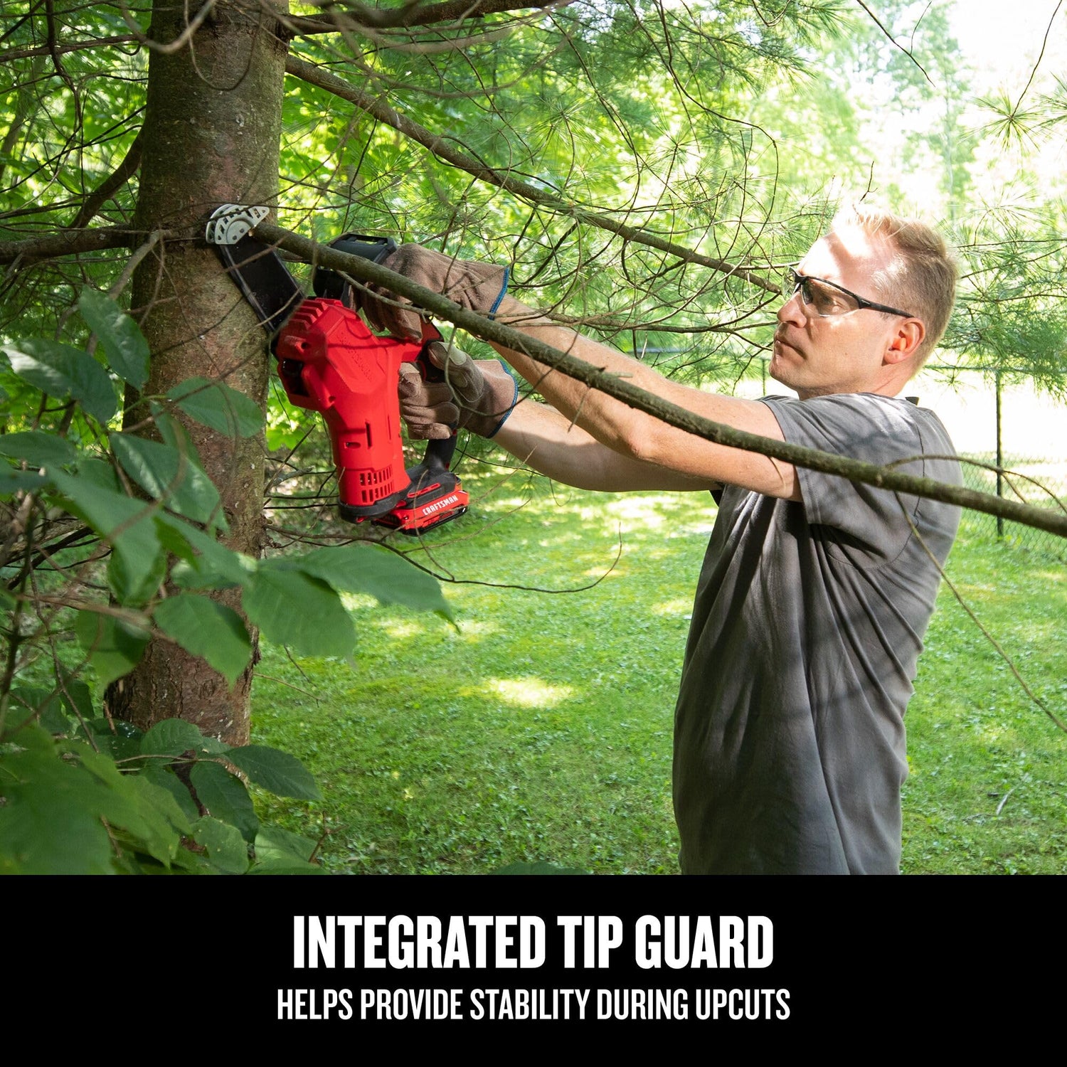 CRAFTSMAN V20 Cordless Pruning Saw, 6" Chain, Small Chainsaw with Battery and Charger Included (CMCCS320D1) Craftsman