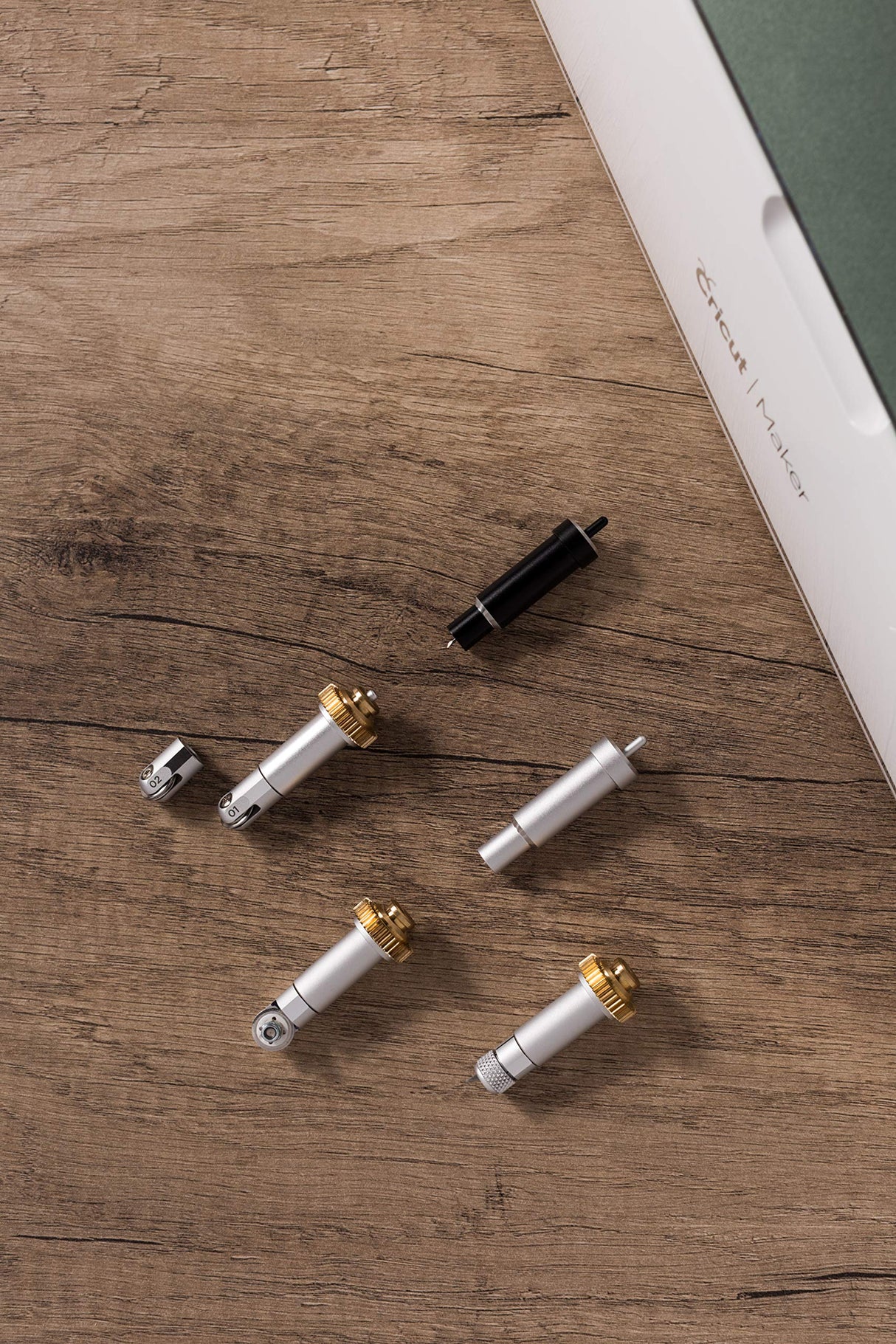 Cricut Scoring Wheel Tip + QuickSwap Drive Housing, Patented Wheel Design, Up To 10X More Pressure, Crisp Creases on Basic Materials, For DIY Crafts, Cricut