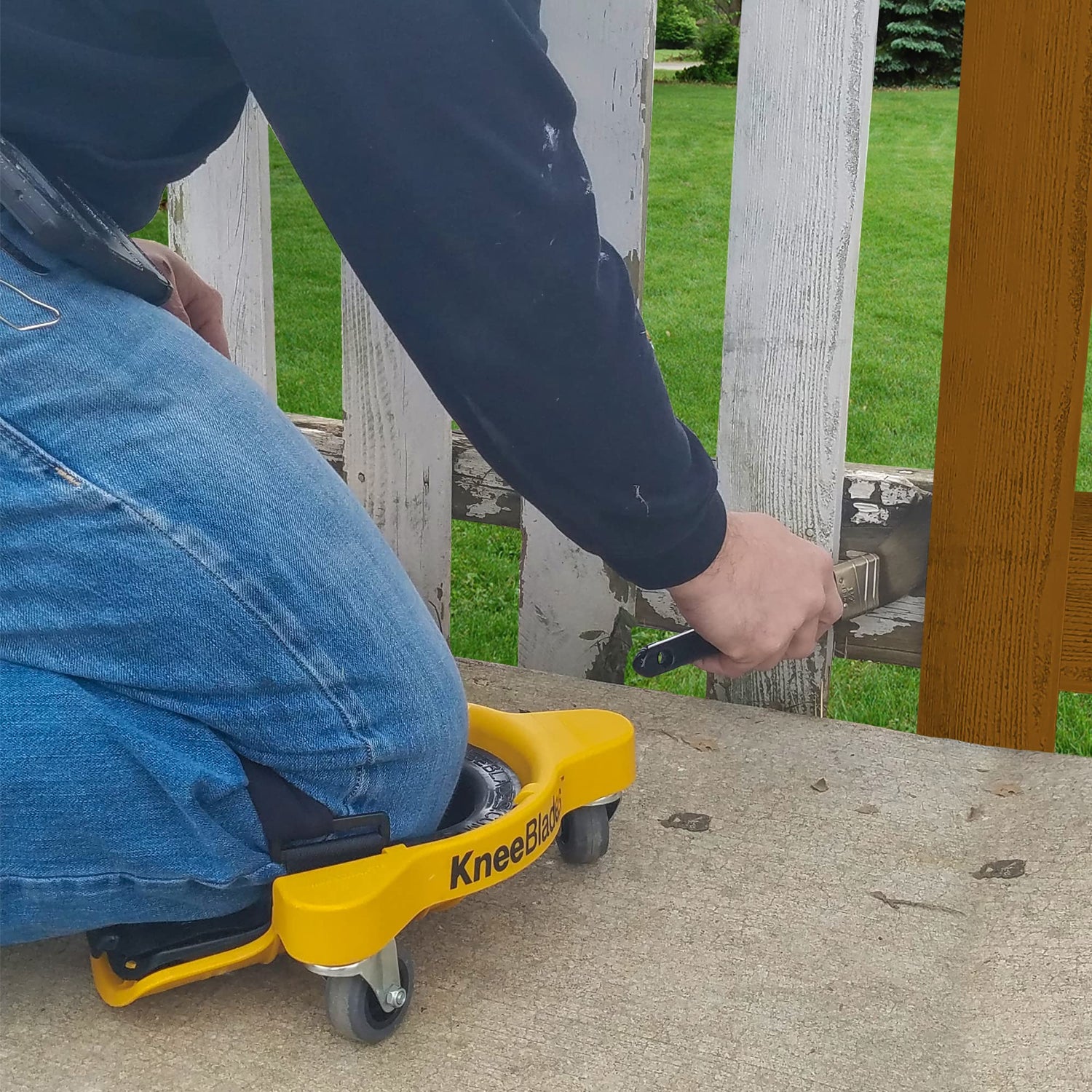 Milescraft 1603 Knee Blades-Durable Heavy-Duty Knee Pads with 3 Casters & Comfortable Gel Cushions for Unisex Adult, Full 360° Turn Capability Milescraft